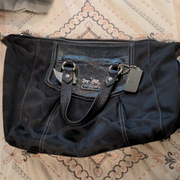 Coach purse - Picture 5 of 7